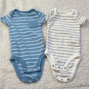 2 pack Carters boy onesies